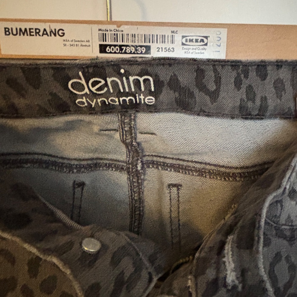 Léopard Grey jeans - Picture 2 of 3